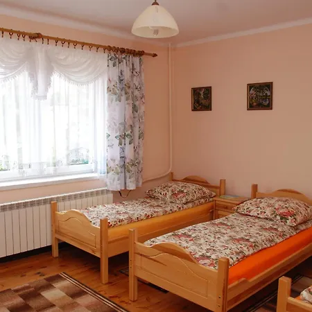 Nad Lesniowka Homestay *