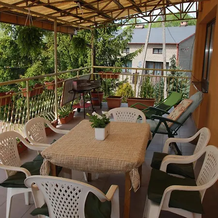 Nad Lesniowka Homestay